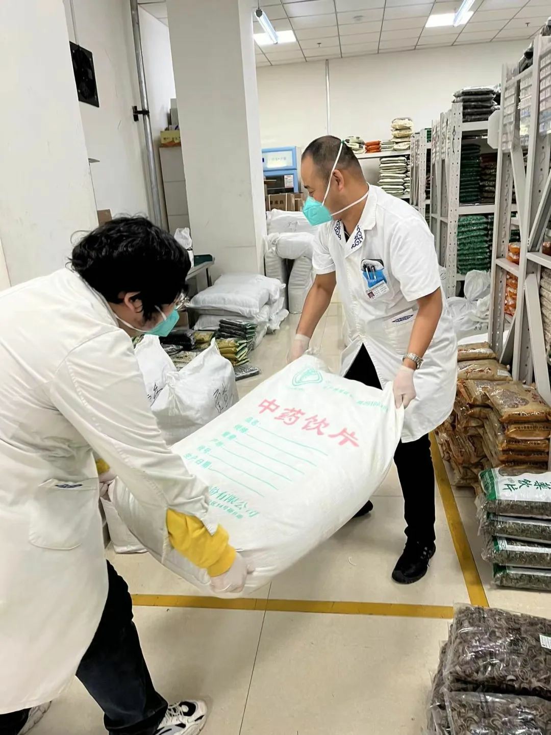 1675907421519651.jpg 640 (3)~1.jpg